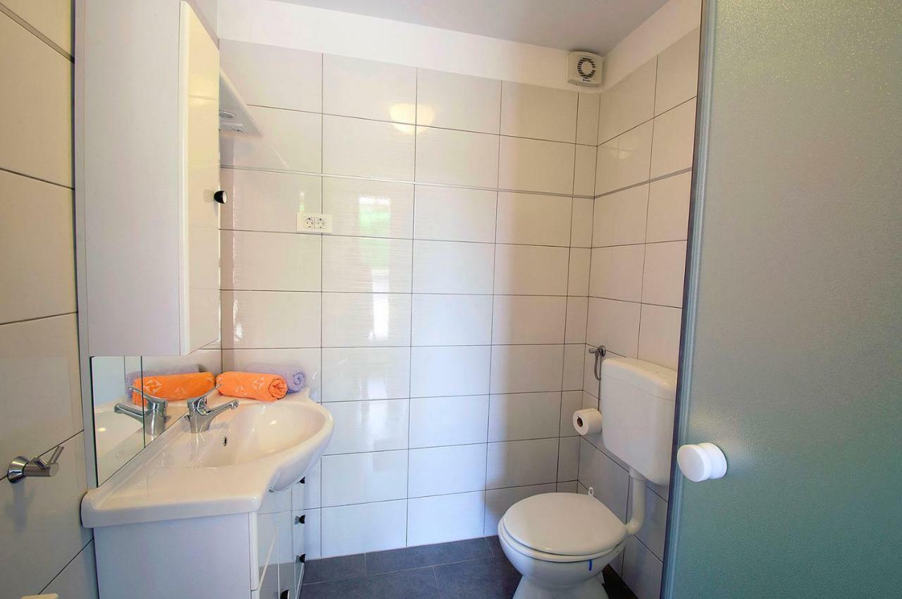 Apartment Dva Oriha Funtana Exteriér fotografie
