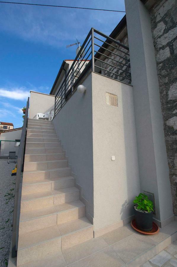 Apartment Dva Oriha Funtana Exteriér fotografie
